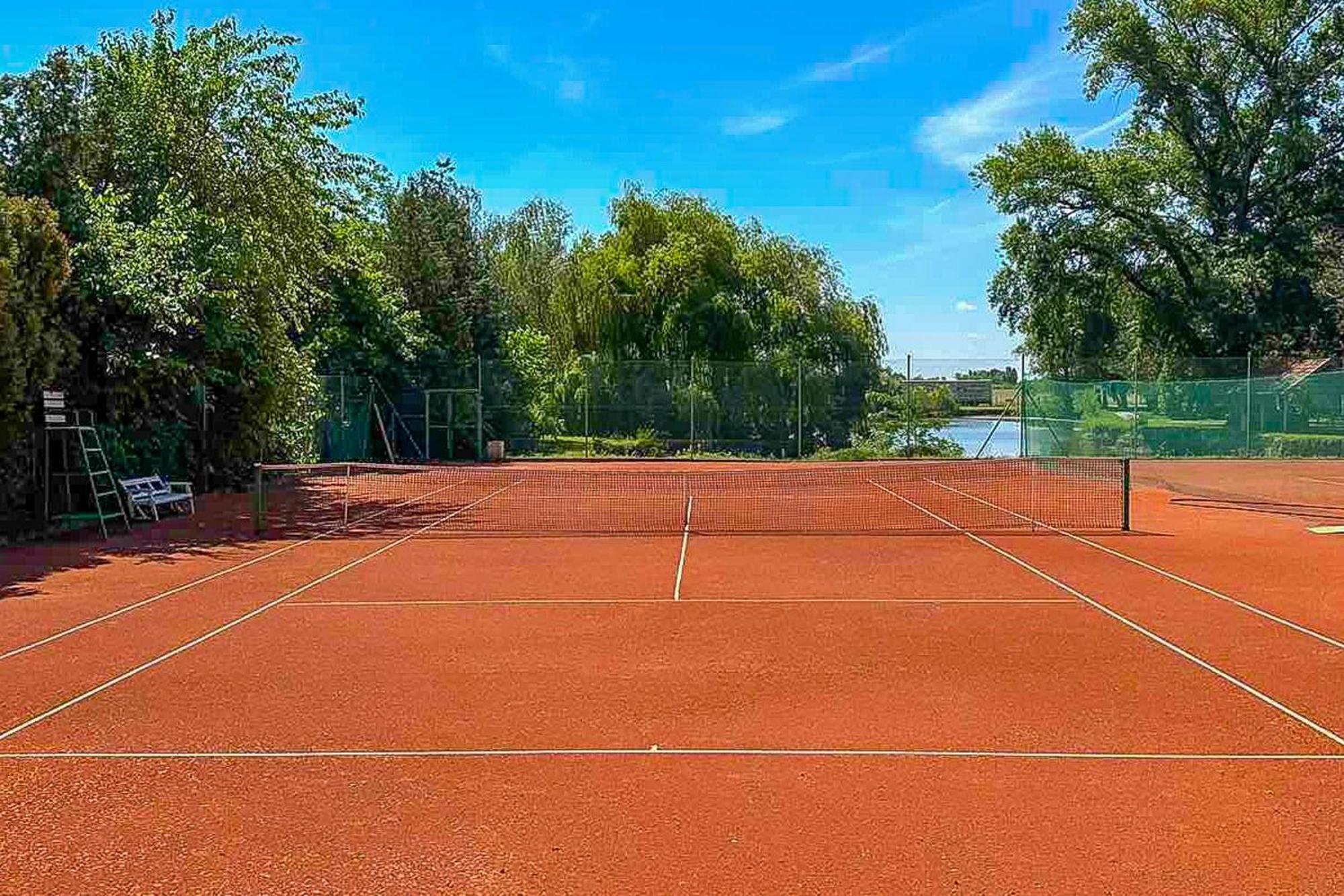 Hotel Villa Majur Subotica Eksteriør bilde